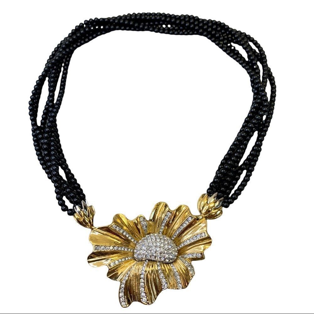 Vintage Butler 5th Avenue Collection Necklace Gold Tone Flower Black Beads